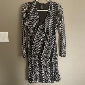Kenneth Cole, long sleeve dress size small